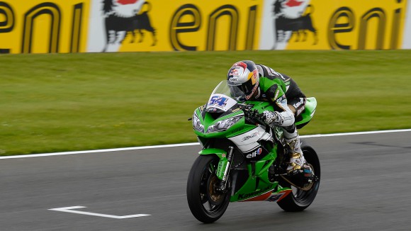 [PISTE] superbike 2014 003_p05_sofuoglu_action_big