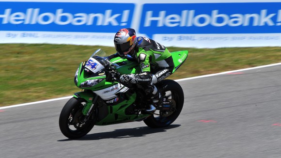 Sofuoglu, el más rápido del viernes en Supersport 002_p08_sofuoglu_action_1_big