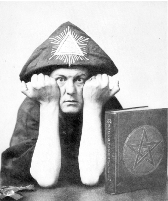 LISTA DE HOMBRES MISTERIOSOS Aleister_Crowley_4