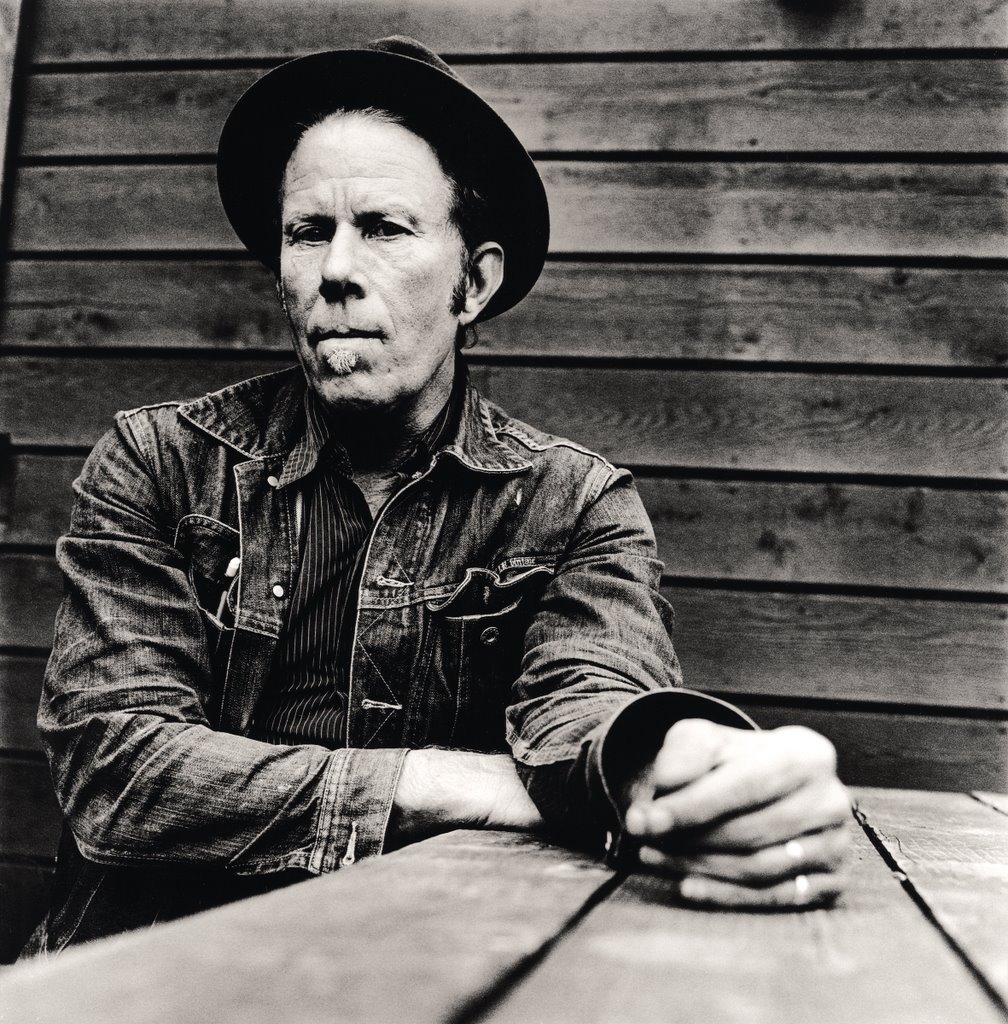 Tom Waits , repaso a su discografía. - Página 18 Anton_corbijn_1.0