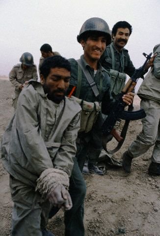 صور من القادسية الثانية المجيدة (معركة الفاو والاهوار) 1985iranianpowfromfrontline