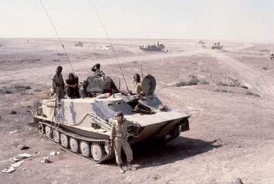 الحرب الايرانية - العراقية ( 1980-1988) بالصور  (حصري) 1980frontlineiraqisoldiers