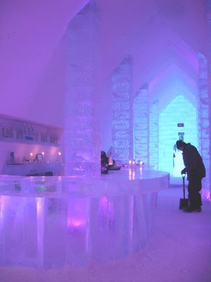   .....     Ice_hotel_26