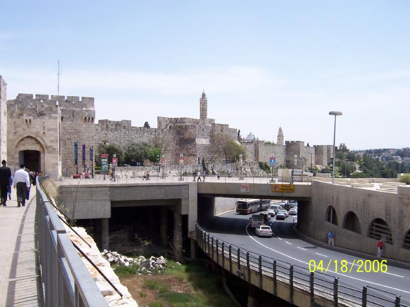 محل تجاري في سوق باب خان الزيت داخل القدس Images-076662f4ec46