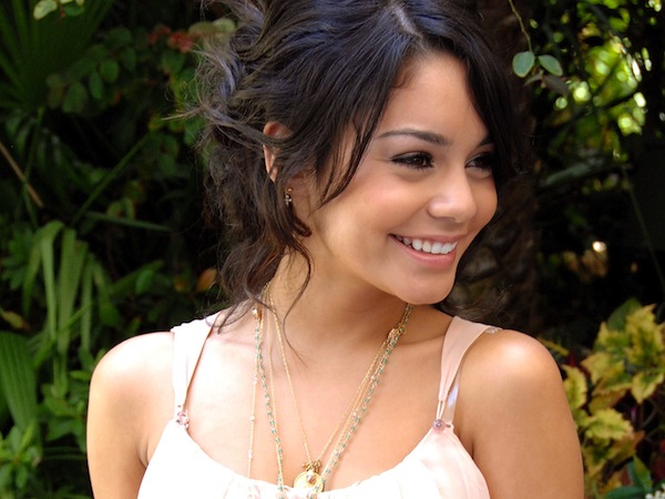 La Fabuleuse histoire d'Alice Johnson 1355460908_vanessa-hudgens-most-googled-women-of-2012