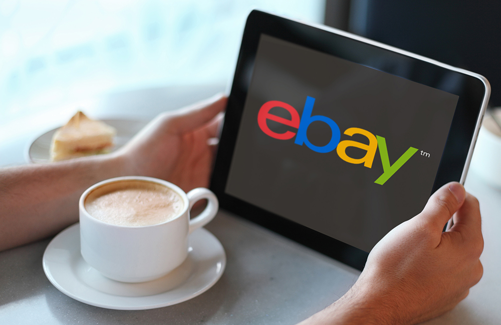 رجل بريطاني يعرض زوجته للبيع في مزاد موقع ebay إلكتروني Ss-ipad