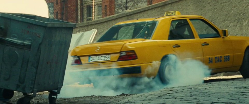 [Jeu] Dans Quel Film Ou Serie Est-Elle Présente ? - Page 13 Replacetaxi