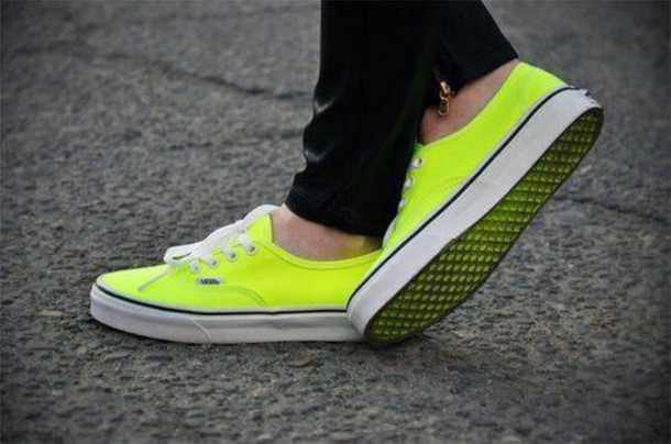 Convers VANS Elzf5p-l-610x610-shoes-vans-sneakers-neon-yellow-soles-colour-color-colours-colors-street-fashion-girl-girly