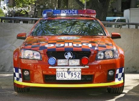 Police cars where you live. Holden-ss-commodore--11_460x0w