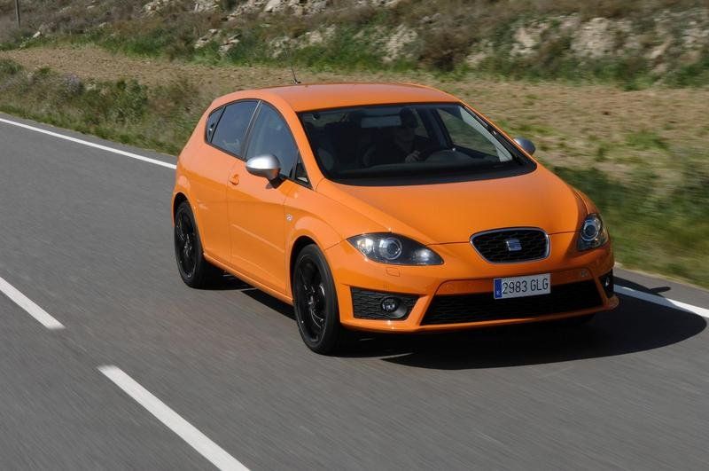 seat leon  2009-seat-leon-44_800x0w