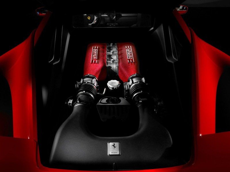 اجدد سيارات الفيراري 2010-ferrari-458-italia-12_800x0w