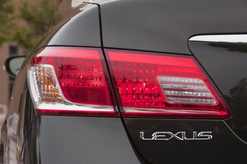 || - جـديـد لـكـزس 2010 2010-lexus-es350-9_800x0w