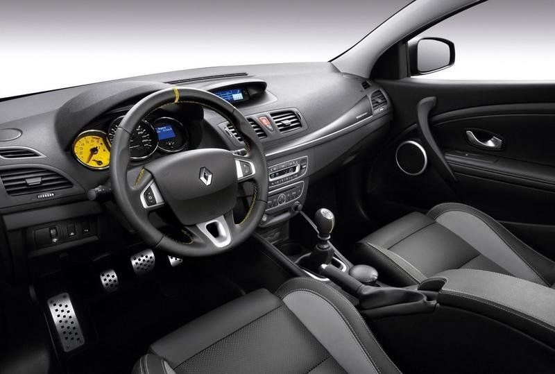 رينو ميغان الجديدة 2009-renault-megane-rs-39_800x0w