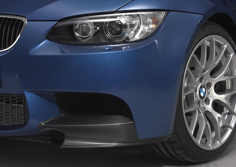 2011 BMW M3 Performance Package جمال مو  طبيعي 2011-bmw-m3-performance-p-6_800x0w