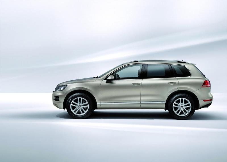 Volkswagen Touareg 3.6 2011 - صفحة 2 2011-volkswagen-touareg-7_800x0w