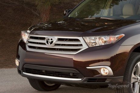 Toyota Highlander 2011-toyota-highlander-15_460x0w