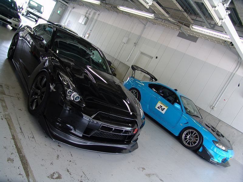 [R35] HKS NISSAN GT800 Racing Spec Nissan-r35-gt-r-by-v-7_800x0w