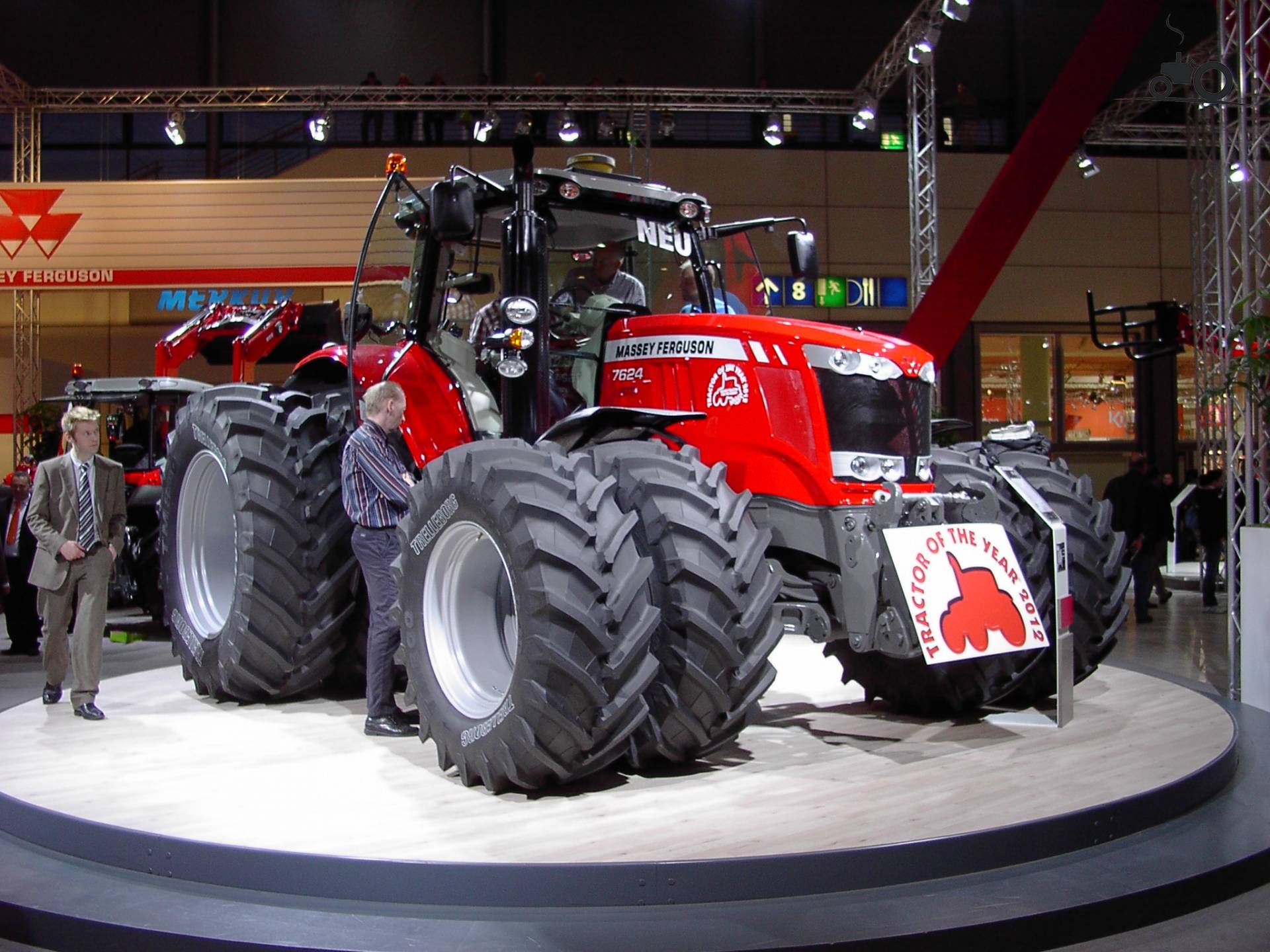 AGRITECHNICA (Hannover - Alemania) 569505-7624-massey-ferguson