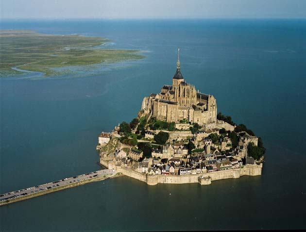 Najlepše crkve i katedrale  - Page 3 Mont-St-Michel3