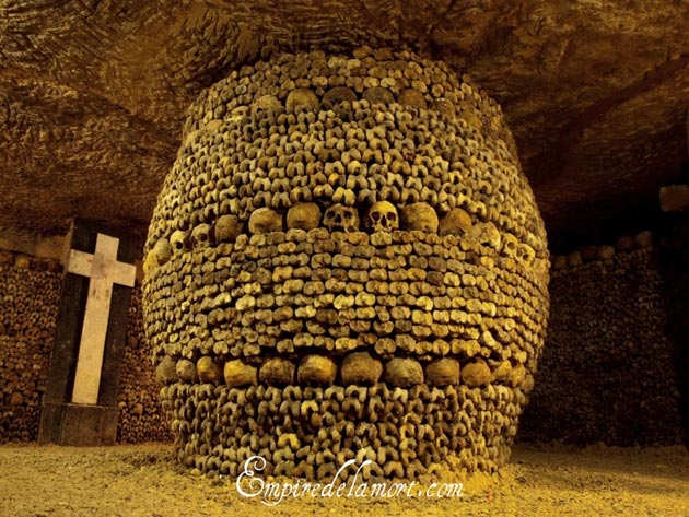 Najjezivija i najstrašnija mesta na Zemlji Pariske-katakombe-1