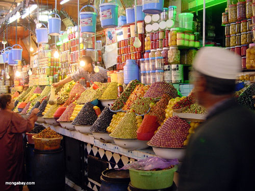 عادات الجزائرية في رمضان  Market