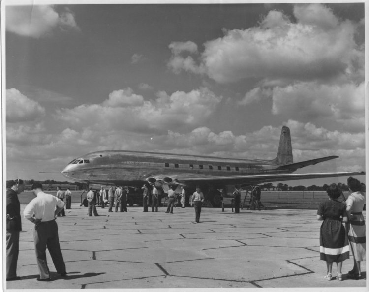 El primer vuelo comercial y su evolución First%20Comet