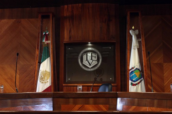 Amaga Tribunal Electoral de Veracruz de recortar personal ‘porque no le alcanza’ el presupuesto 2016 2015.12.11_TE_PB_FOTOVER._8-600x400