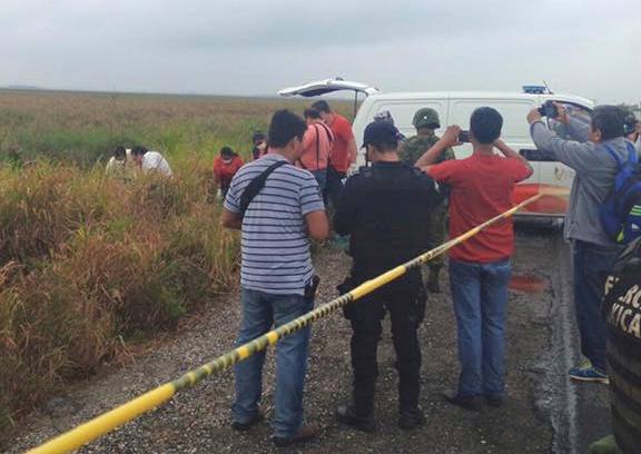 Tiran dos cuerpos en autopista Coatzacoalcos–Minatitlán previa reunión de ‘Veracruz Seguro’ presidid Ejecutados