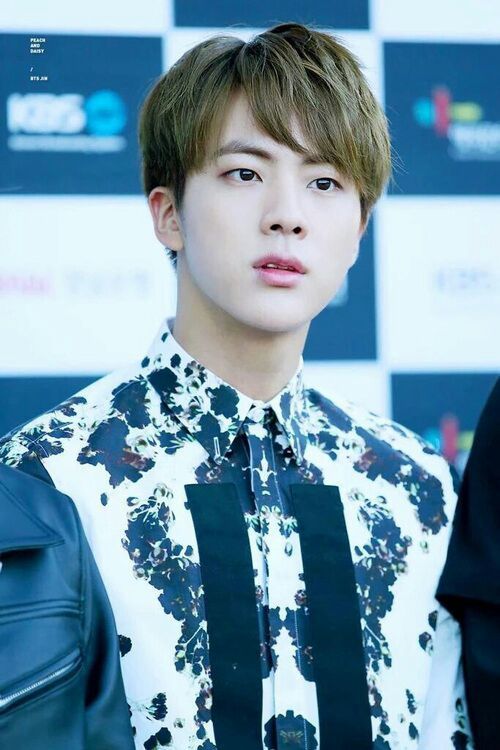 진✿seokjin - Página 9 34020826f8ebec4b78cc1f1237d313f3544dff96_hq