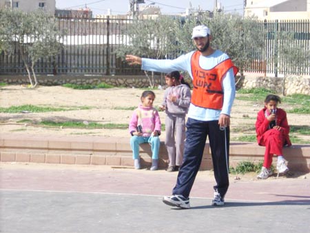 نمر العدوان بالصور .. هزة أرضية مصطنعة في مدرسة الأندلس بتل السبع 29_2