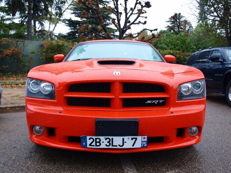 Dodge Charger SRT-8 Super Bee 2009 - Page 4 Laves_phares(800x600)