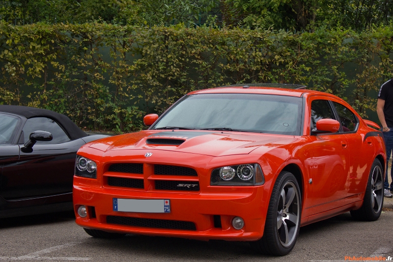 Dodge Charger SRT-8 Super Bee 2009 - Page 3 Car_and_coffee_009