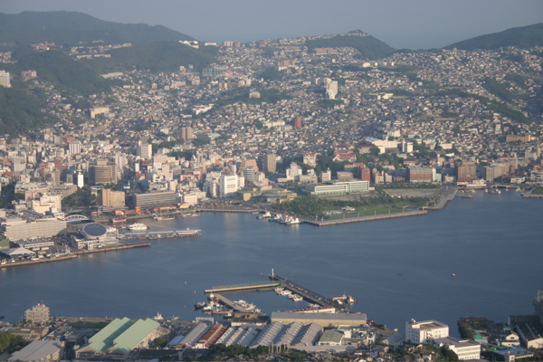  اليابان...... 19-nagasaki_port_aerien