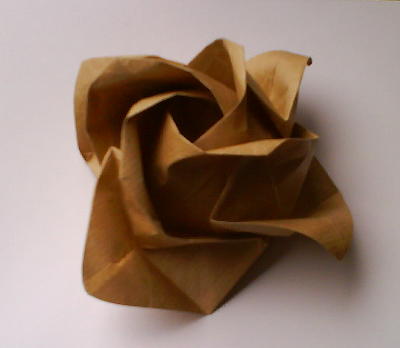 suite de mots en image - Page 2 Rose_origami