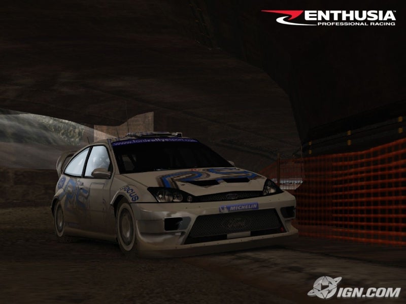 GT4 o Enthusia professional racing??? Enthusia-professional-racing-20041221102911670-000