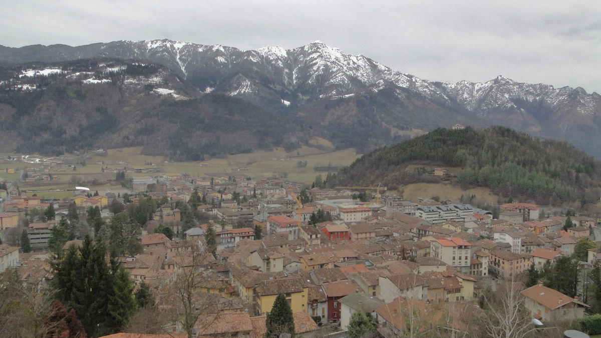 fresca mattina di inizio primavera in val seriana, Clusone (BG) DSC02322