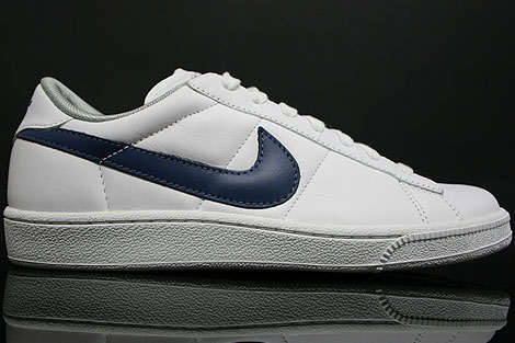 Vos Shoes - Page 3 Nike_tennis_classic_whtbl