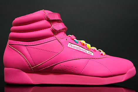   -  22 Reebok_freestyle_pink