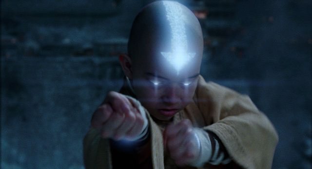 ¿cuala es la última película o filme que has visto? - Página 32 New-pic-last-airbender-movie-10