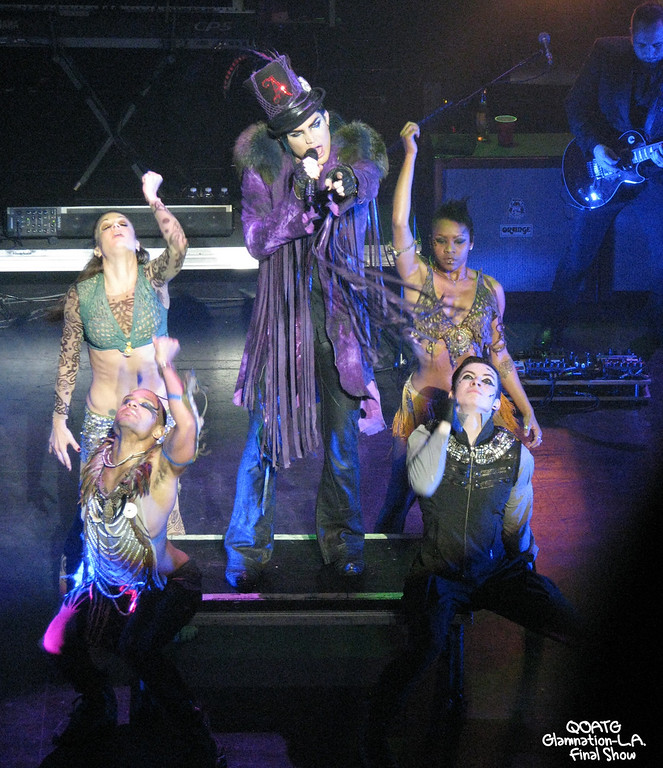 16/12/2010 Los Angeles, CA, Club Nokia 1129850140_sd3uY-XL