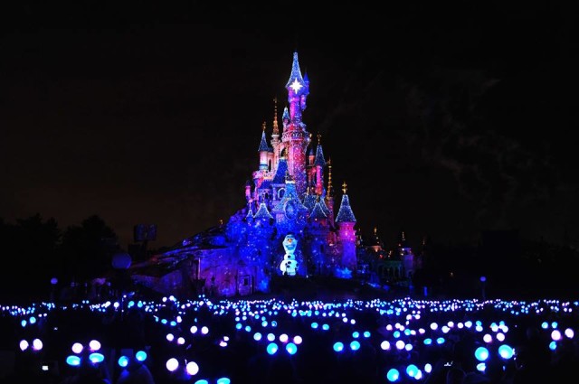 2015 Fête Givrée Disney - Frozen Summer Fun - Pagina 3 Chateau-OLAF-640x425