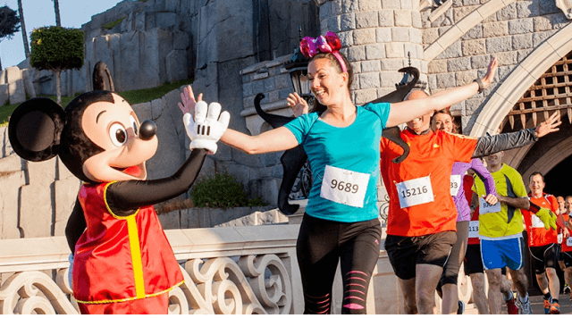 Disneyland®Paris Semi-Marathon - Pagina 10 Image-Une_Semi-Marathon-2016-runDisney-Disneyland-Paris-640x356