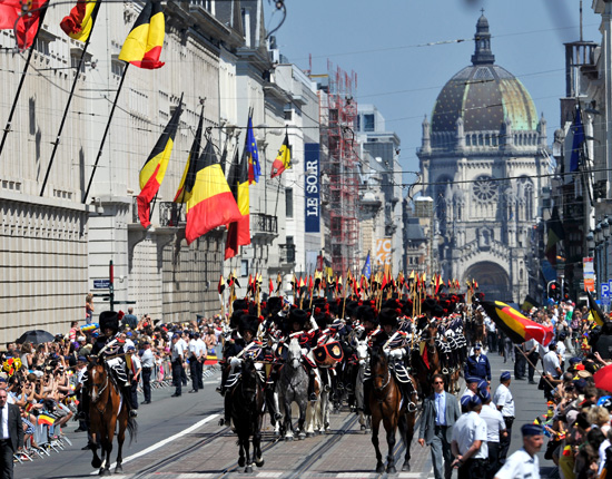 INVESTIDURA DE FELIPE Y MATHILDE COMO REYES DE BÉLGICA - Página 10 Felicitaciones-2-z