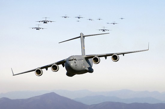 أغلى عشرة طائرات في القوات الجوية الأمريكية C17a_globemaster3-550x363