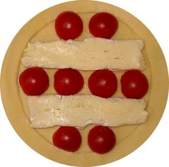 Tartelette feuilletée au Brie et aux Tomates cerises Tartelette_feuilletee_Brie_Tomates_2_non_cuite_t