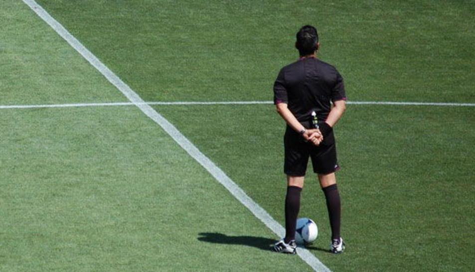 J.32 2ªB G.4º 2018/2019 UD MELILLA-RECRE (POST OFICIAL) Arbitro_f6038df4