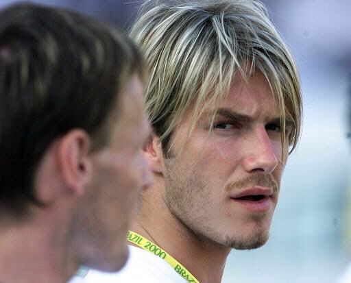 سجلي حضورك بصورة لااااعب Beckham_v_vascodagama_20000108_1