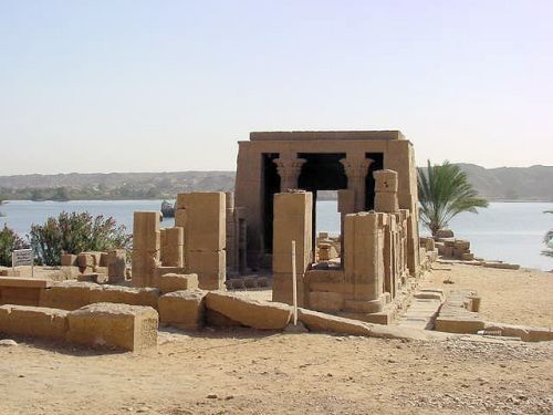 Los templos egipcios necesitan una renovación Egypt_temples_05b