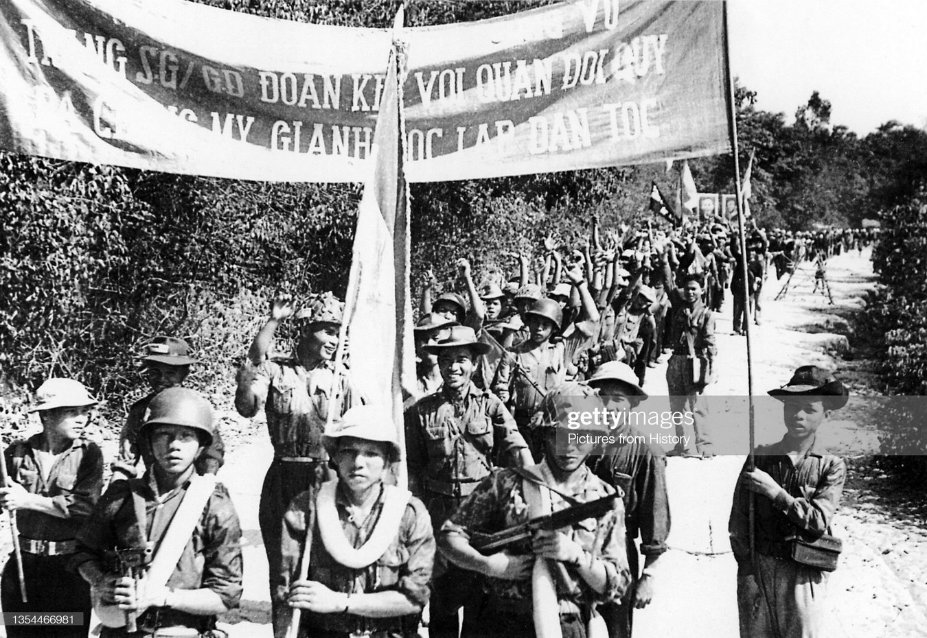 Cuộc chiến trên đất thép Củ Chi: Những hình ảnh lịch sử đầy cảm xúc Cu-Chi-1960s-02