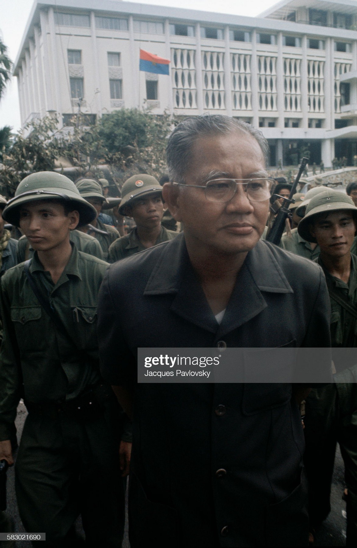 Khoảnh khắc Sài Gòn 30/4/1975 qua ống kính của Nhiếp ảnh gia Jacques Pavlovsky Saigon-30-4-1975-Jacques-Pavlovsky-11